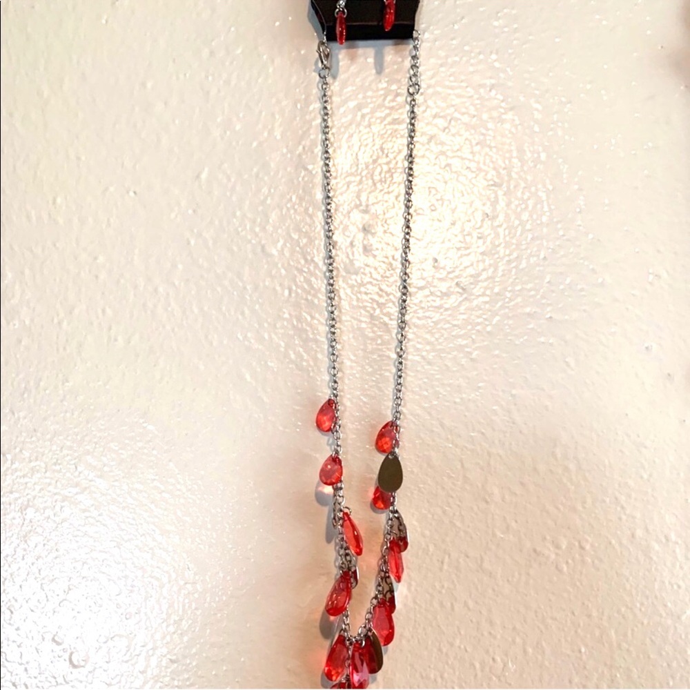 Necklace earrings set new